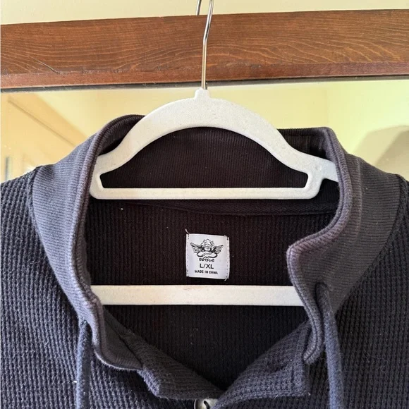 Boys Lie Black Pull Over - Picture 4 of 4